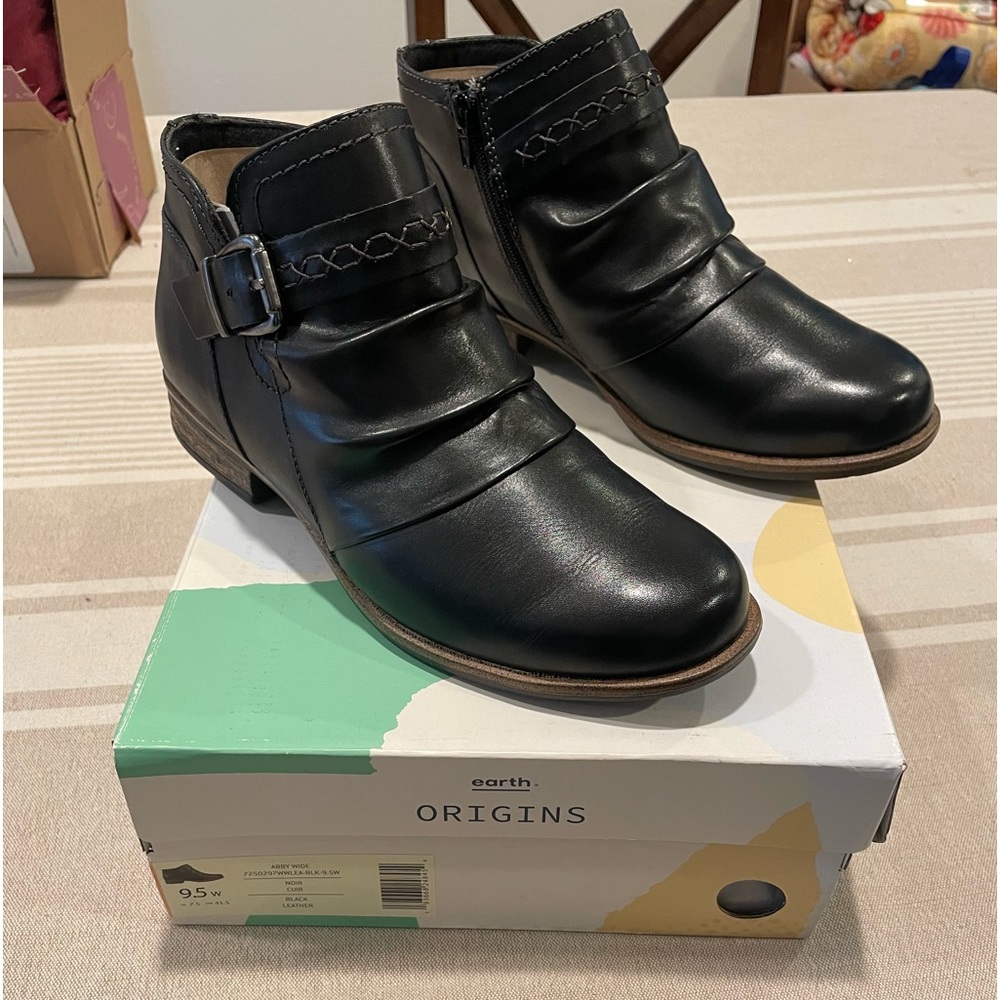 Earth origins Abby women’s ankle bootie